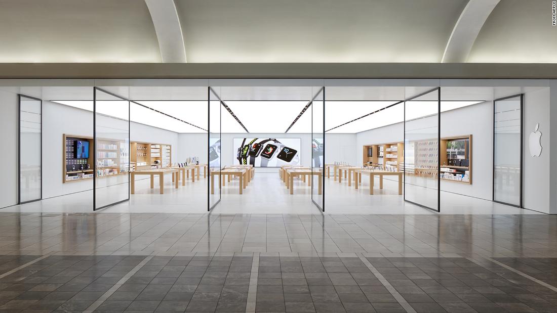 Workers at second Apple store vote to join union