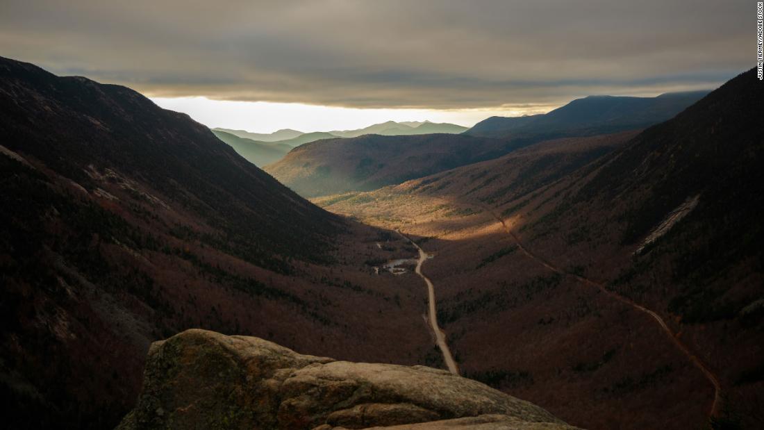 Hiker falls 300 feet to his death off the summit of New Hampshire’s Mt. Willard