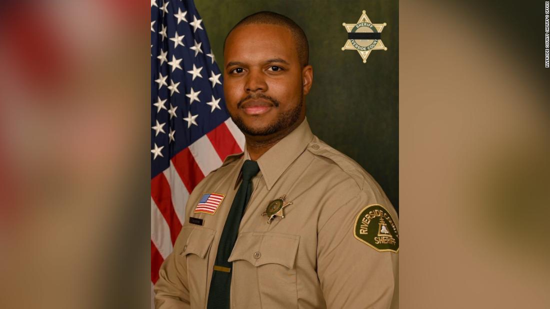 California deputy shot and killed, leaving behind pregnant wife