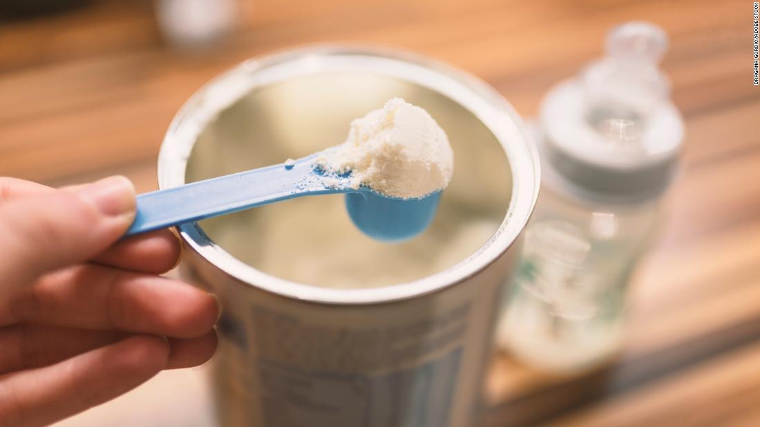 FDA calls on baby formula industry to prevent bacterial illnesses